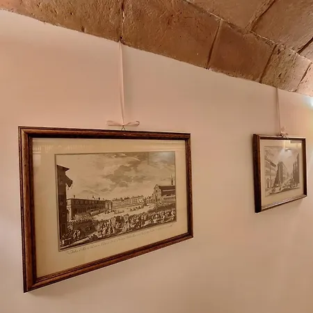 Апартаменты Cozy & Charming Florentine Hideaway Флоренция