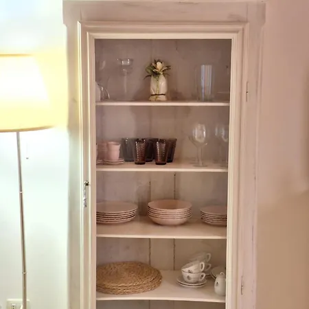 Апартаменты Cozy & Charming Florentine Hideaway *