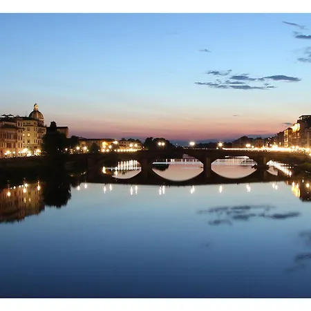 شقة Cozy & Charming Florentine Hideaway فلورنس