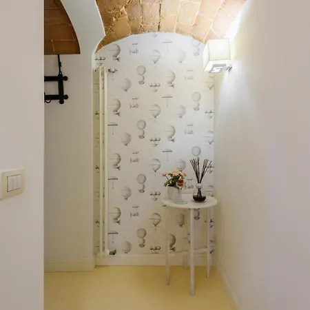 شقة Cozy & Charming Florentine Hideaway *