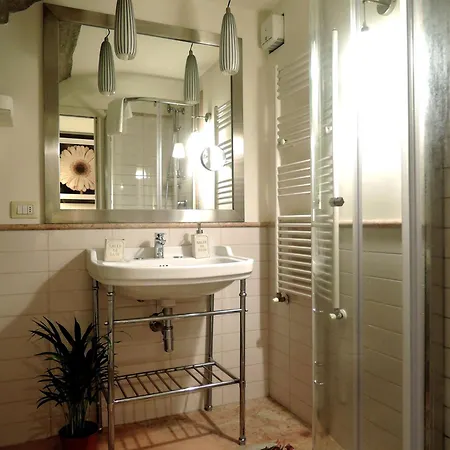 Cozy & Charming Florentine Hideaway Apartment Florenz