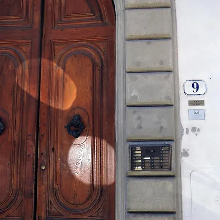 Cozy & Charming Florentine Hideaway * Florence